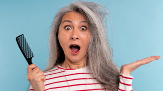 Moms, Jangan Korbankan Rambut Demi On Point! Kenali Tanda Damage Hair Cerminan Kelelahan Emosi