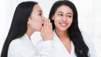 Rahasia Kulit Glowing Usia 30+: Tips Simpel yang Bikin Moms Tetap Bercahaya!