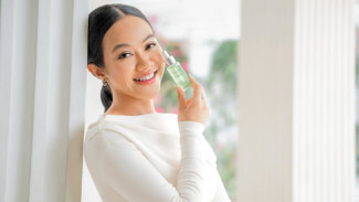 Rahasia Kulit Tetap Fresh dan Glowing di Tengah Jadwal Padat ala Yura Yunita