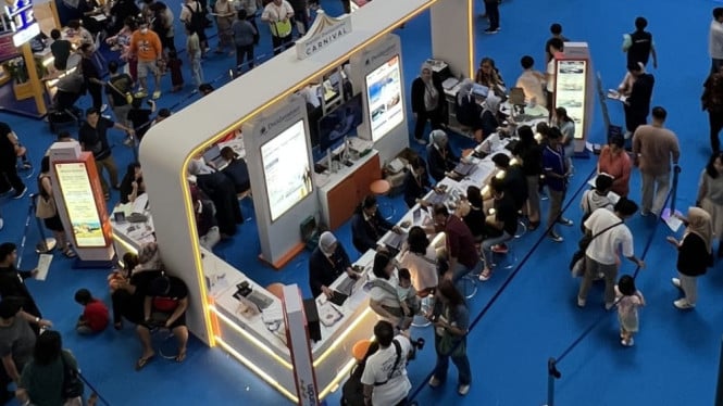 Berburu Diskon Tiket Liburan di HSBC Dwidayatour Holiday Festival