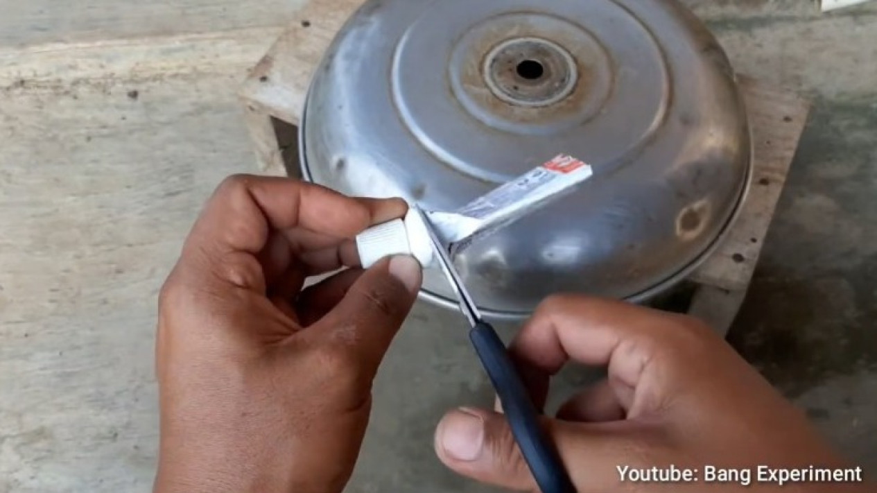 Tips Membuat Gagang Panci Sendiri di Rumah dengan Bahan Murah, Cukup Pakai Wadah Pasta Gigi, Begini Caranya!