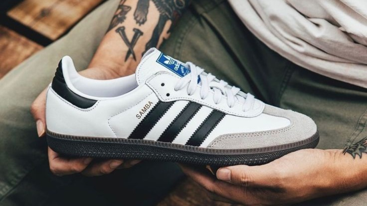 adidas gazelle silver green womens KING OF DRIBBLE Sepatu Sneaker/Casual Adidas Samba OG IG1024 Original