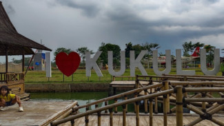 Subang Kini Punya Spot Instagramable Baru, Taman Anggur Karya Sule!