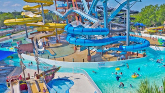 Cuma Modal Cepek Ceng Bisa Main Seharian di Waterpark Bandung