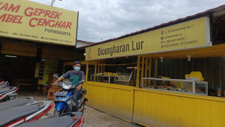 Kenikmatan 6 Restoran Ayam Geprek di Purwakarta: Mana yang Paling Menggoda?