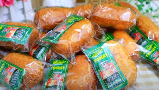 Roti Goreng Isi Keju dan Sosis Tanpa Mixer, Simak Cara Bikinnya untuk Ide Jualan!