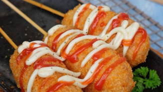 Cara Membuat Corndog Ala Rumahan, Modal Minim Dijamin Laris Manis