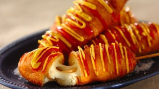 Peluang Usaha Corndog Mozarela Kekinian Bisa Raup Jutaan Rupiah dengan Modal Minim