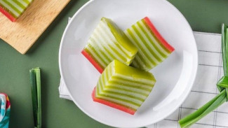 Rahasia Bisnis Kue Lapis Manis Legit yang Jadi Ladang Cuan