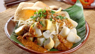 Cara Membuat Kupat Tahu Sederhana dan Pas Buat Sarapan Pagi