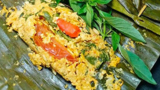 Cara Membuat Pepes Teri Nusantara Lezat Pakai Bumbu Tradisional