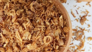 Tips Bikin Bawang Goreng Super Renyah dan Tahan Lama, Rahasia Chef Bintang Lima!