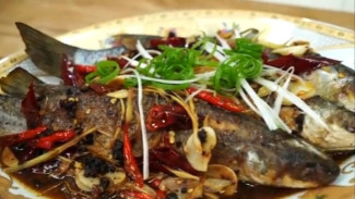 Siap-siap Nasi di Rice Cooker Habis Kalau Menu Sahurnya Ikan Belanak Kukus Tausi Ini