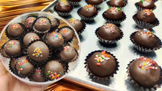 Rahasia Bola-Bola Coklat Lebaran yang Lembut dan Lumer di Mulut!