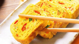 Ingin Telur Dadar Gulung Lezat Ala Rumahan? Segera Buat Sendiri dengan Cara Praktis Ini!