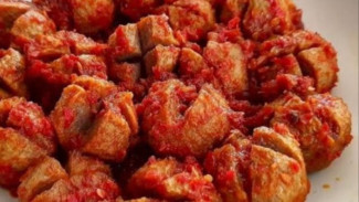 Beres Lebaran Bingung Mau Masak Apa, Cobain Resep Bakso Mercon Super Pedas dan Nampol Ini