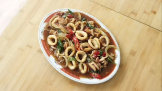 Resep Cumi Saus Tiram, Sajian Gurih dan Kenyal