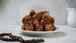 TIps Menyimpan Kurma Sisa Lebaran Agar Tetap Segar dan Tahan Lama Berminggu-minggu