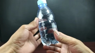 Jangan sampai Tetangga Tahu, Ini Dua Manfaat Botol Bekas Jadi Barang Berguna di Rumah, Boleh Dicoba