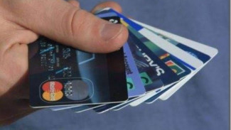 Kartu ATM Bekas Jadi Barang Super Berguna? Ini Dia Trik Kreatifnya