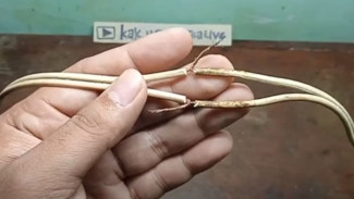 Sambung Kabel Tanpa Solasi? Cuma Butuh Plastik Kresek dan Korek Api, Gampang Banget Bro!