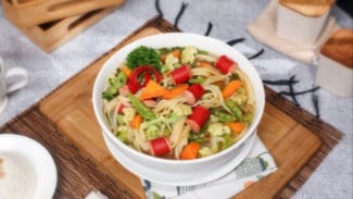 Sedap dan Hangat! Begini Cara Bikin Sop Rambut Emas, Sajian Tepat di Musim Hujan