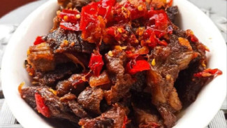 Cara Simple Agar Dendeng Kering Balado Anti Alot, Dijamin Bikin Ketagihan!
