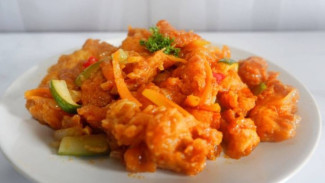 Bikin Koloke Ayam Asam Manis Ala Rumahan Tapi Sekelas Restoran, Ternyata Begini Caranya!