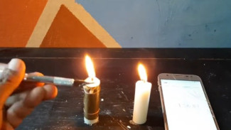 Tips Agar Lilin Menyala Lebih Lama, Modalnya Bungkus Rokok, Jangan Sampai Pabriknya Tahu Rahasia Ini!