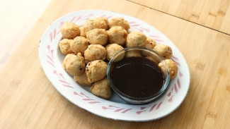 Tips Membuat Pempek Adaan di Rumah, Super Gurih dan Teksturnya Kenyal!