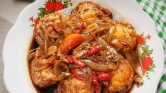 Resep Mudah Telor Ceplok Cabai Merah Istimewa, Hidangan Praktis untuk Keluarga Tercinta!