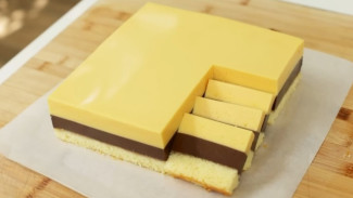 Bingung Cari Ide Jualan Kue? Puding Lapis Surabaya Legit dan Wangi Ini Pasti Laris Manis!