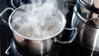 Dijamin Hemat Gas! Ini Rahasia Merebus Air Agar Cepat Mendidih, Cocok untuk Anak Kos