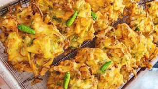 Telur dan Tepung Aja Cukup! Ini Resep Bakwan Ekonomis Penyelamat Akhir Bulan Anak Kos