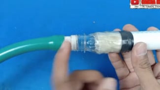 Ilmu Mahal! Cara Sambungkan Selang dan Pipa Peralon Agar Kuat dan Tahan Lama