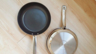 Stop Ikan Lengket atau Hancur Saat Digoreng! Ini 5 Teflon Premium yang Wajib Kamu Coba
