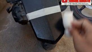 Body Motor Auto Kinclong Hitam Mengkilap, Gak Nyangka Modalnya Cuma Minyak Goreng!