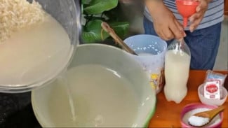 Tanaman Cepat Besar dengan Pupuk Dahsyat Ini, Cara Bikinnya Gampang Banget!