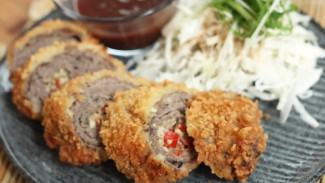 Mau Bikin Beef Katsu Berlapis Ala Jepang? Ini Tips Mudahnya, Pakai Bahan Lokal!