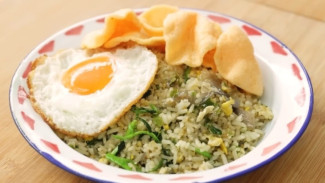Ingin Nasi Goreng Kampung Jadul Mudah dan Praktis? Coba Resep Ini, 5 Menit Jadi!