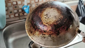 Menakjubkan! Wajan Gosong dan Berkerak Jadi Mulus, Pakai Racikan Pembersih Ini!