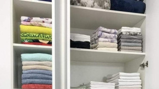 Tips Praktis Menjaga Lemari Tetap Wangi dan Bebas Bau Apek di Musim Hujan