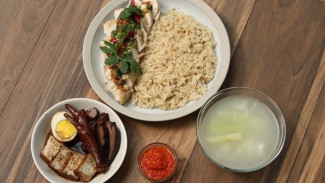 Tips Memasak Nasi Ayam Hainan Homemade Khas Singapura, Cuma Modal Rice Cooker