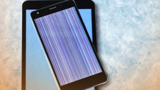 Layar LCD HP Bergaris? Begini Cara Super Mudah Memperbaiki Sendiri Tanpa Perlu Servis Mahal!