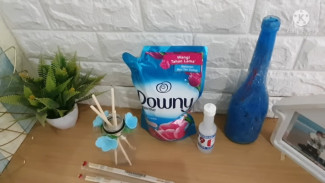 Tips Bikin Kamar Wangi Saat Musim Hujan: Pakai Daun Kering Ini Saja!