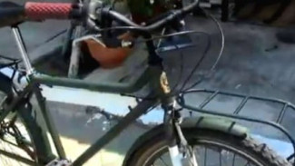 Unik dan Tampil Lebih Klasik! Rak Sepeda Depan Cuma Modal Besi Bekas, Simak Tutorialnya!