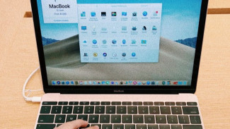 Perlukah Mencabut Charger Laptop Saat Baterai Sudah 100%? Ini Penjelasan Lengkapnya