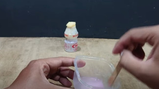 Botol Yakult Bekas Disulap Jadi Pewangi Kamar Super Harum, Efeknya Bikin Betah Nempel di Kasur!
