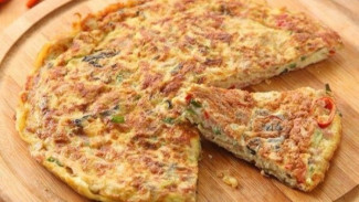 Biar Telur Dadar Mengembang Tebal dan Lembut, Ini Trik Sederhananya