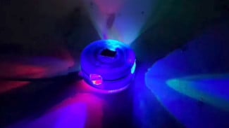 Modal Tutup Galon Bekas, Lampu DJ Kece Ini Bisa Kamu Bikin Sendiri di Rumah Tanpa Ribet